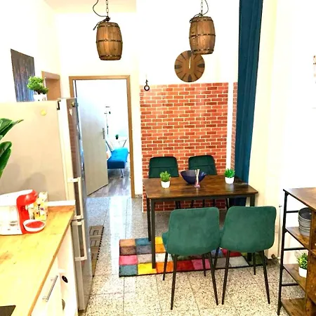 Piano Halle - Netflix - Free Wifi 6